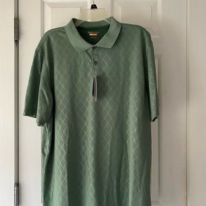 New with tags! Classy shirt for men!